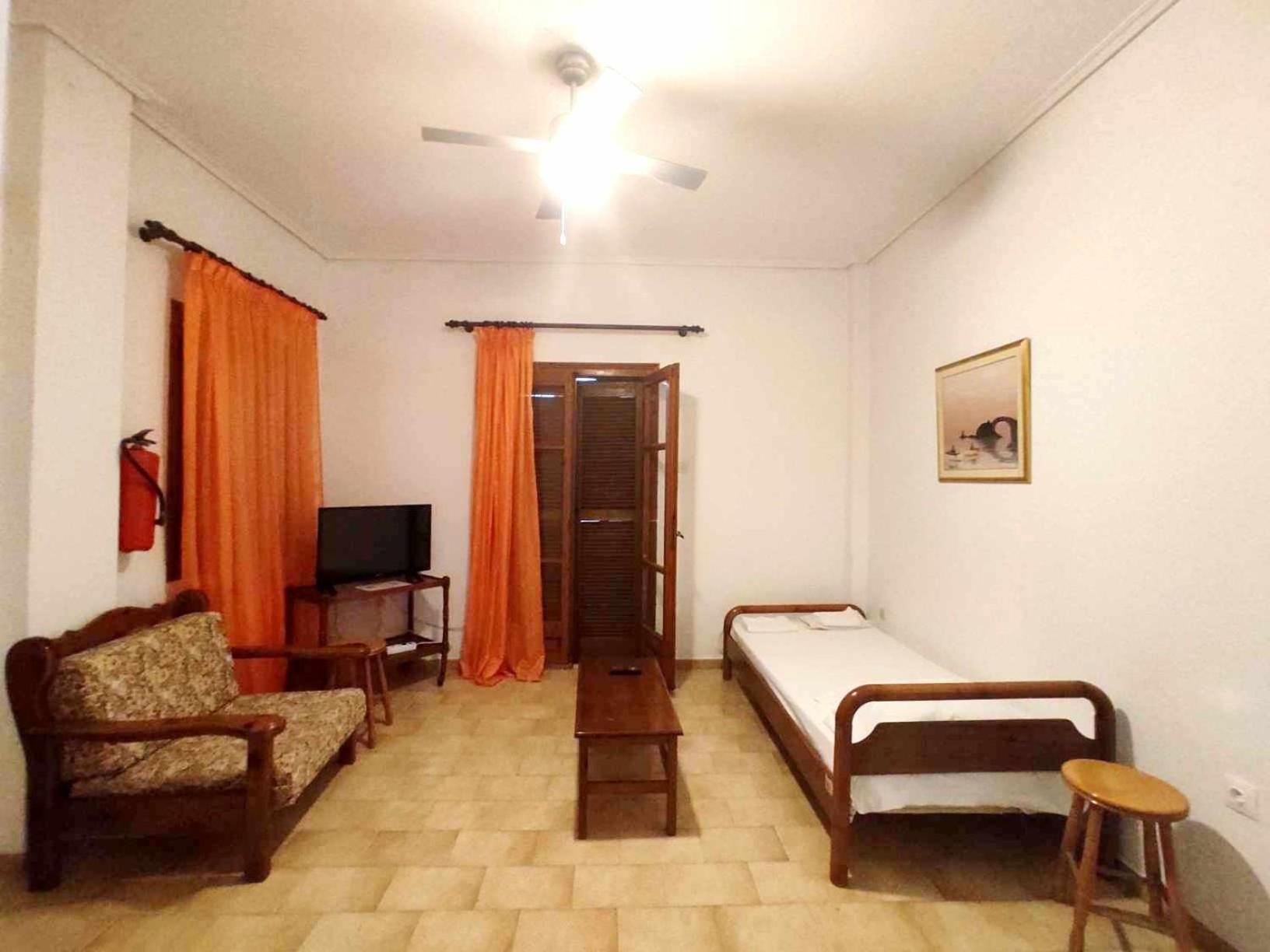 Politis Sudios Apartment Баци Екстериор снимка